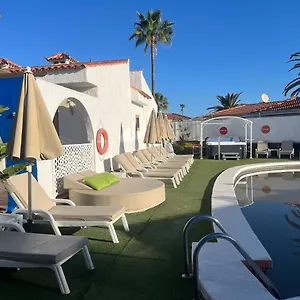 Rainbow Golf Bungalows, Gay Men-only 3* Maspalomas (Gran Canaria)